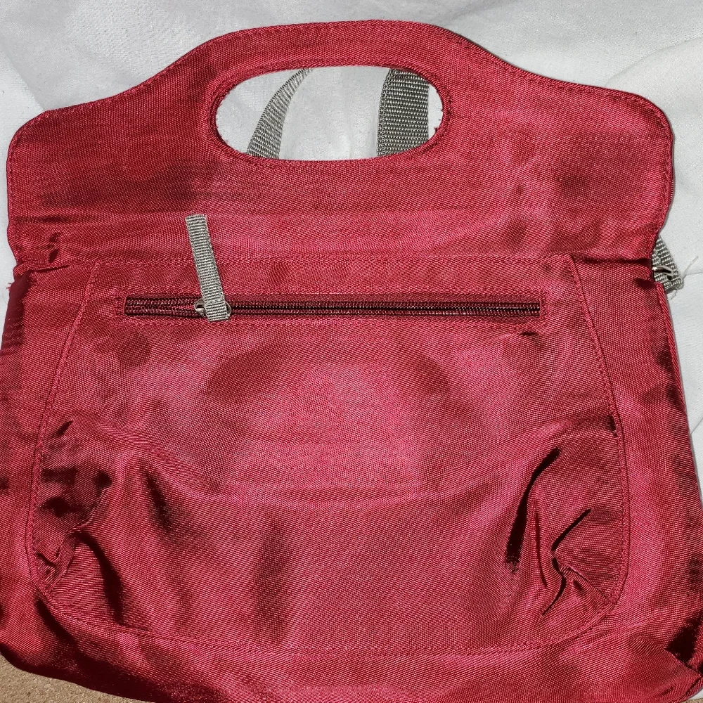 Buxton Thalia Burgundy Crossbody Purse NWT